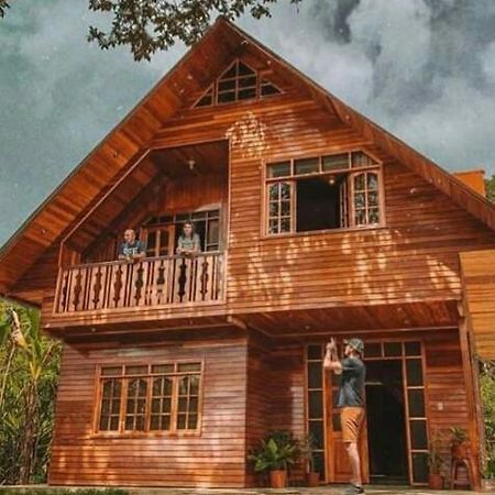 La Cabana De Noa Охапампа Екстер'єр фото